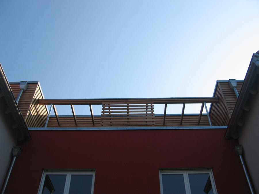 Balkon aus Holz